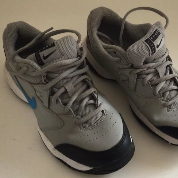 Boys' Shoes Nike 5.5Y - Picture 1 of 7